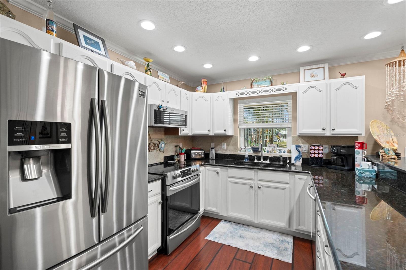 kitchen lower level