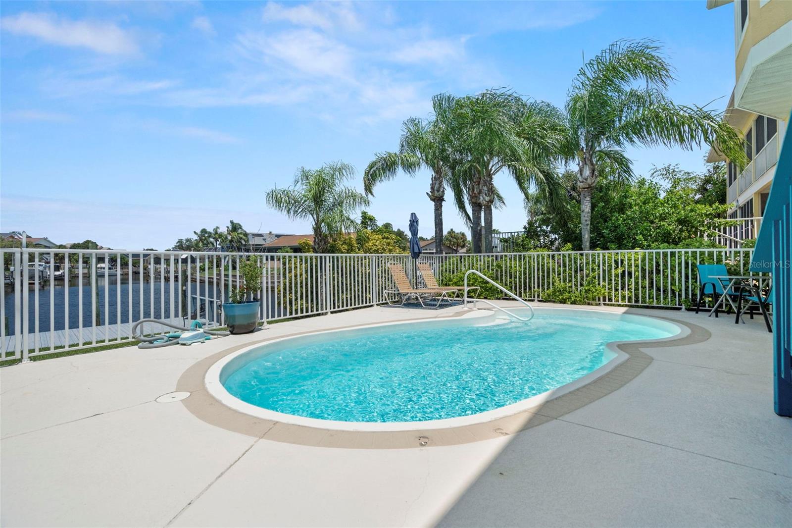 pool looking east