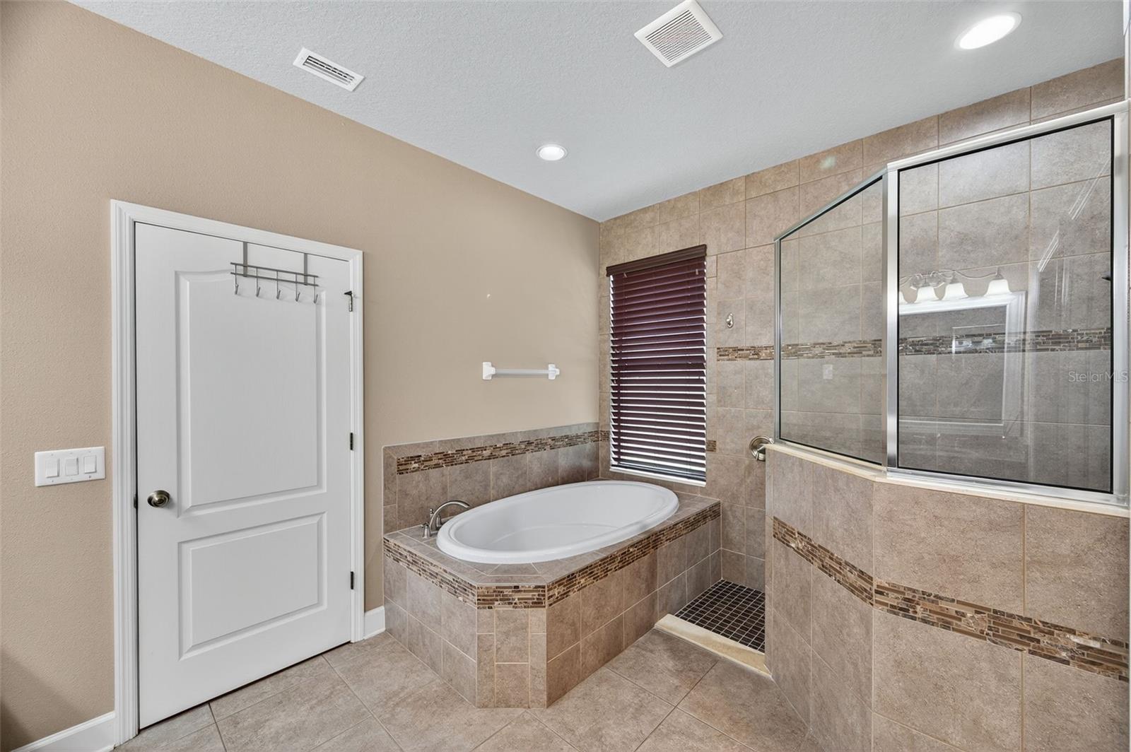 Master Bath2
