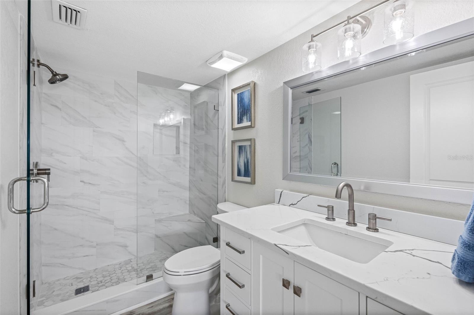 Spa-Like Ensuite with Frameless Glass Walk-In Shower