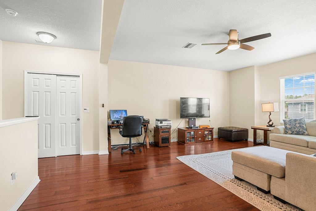 bonus room