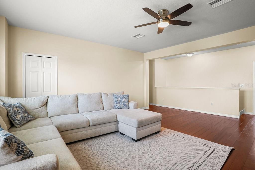 Bonus room