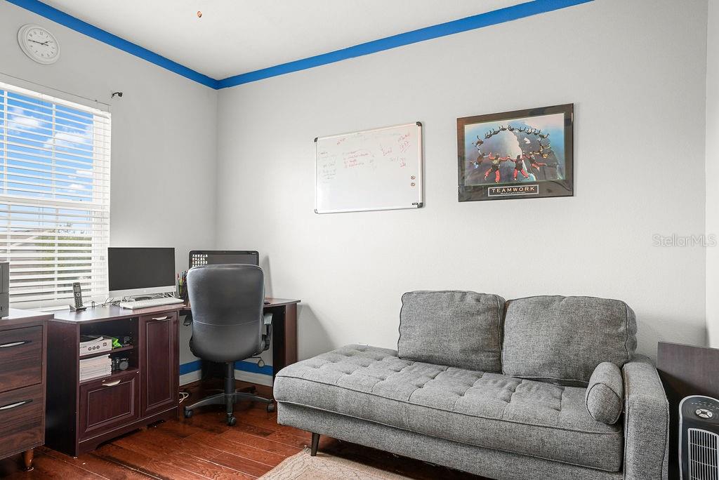 Upstairs Bedroom 2