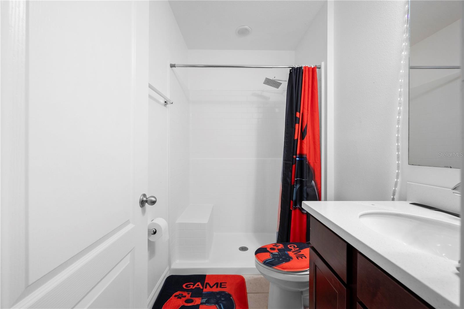 Bath 3 - en suite to bedroom 4