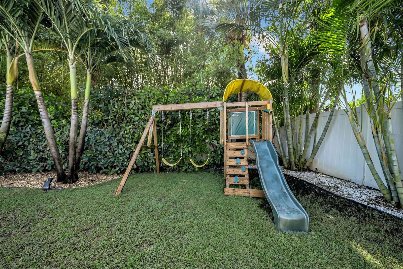 Green Space for pets/kids