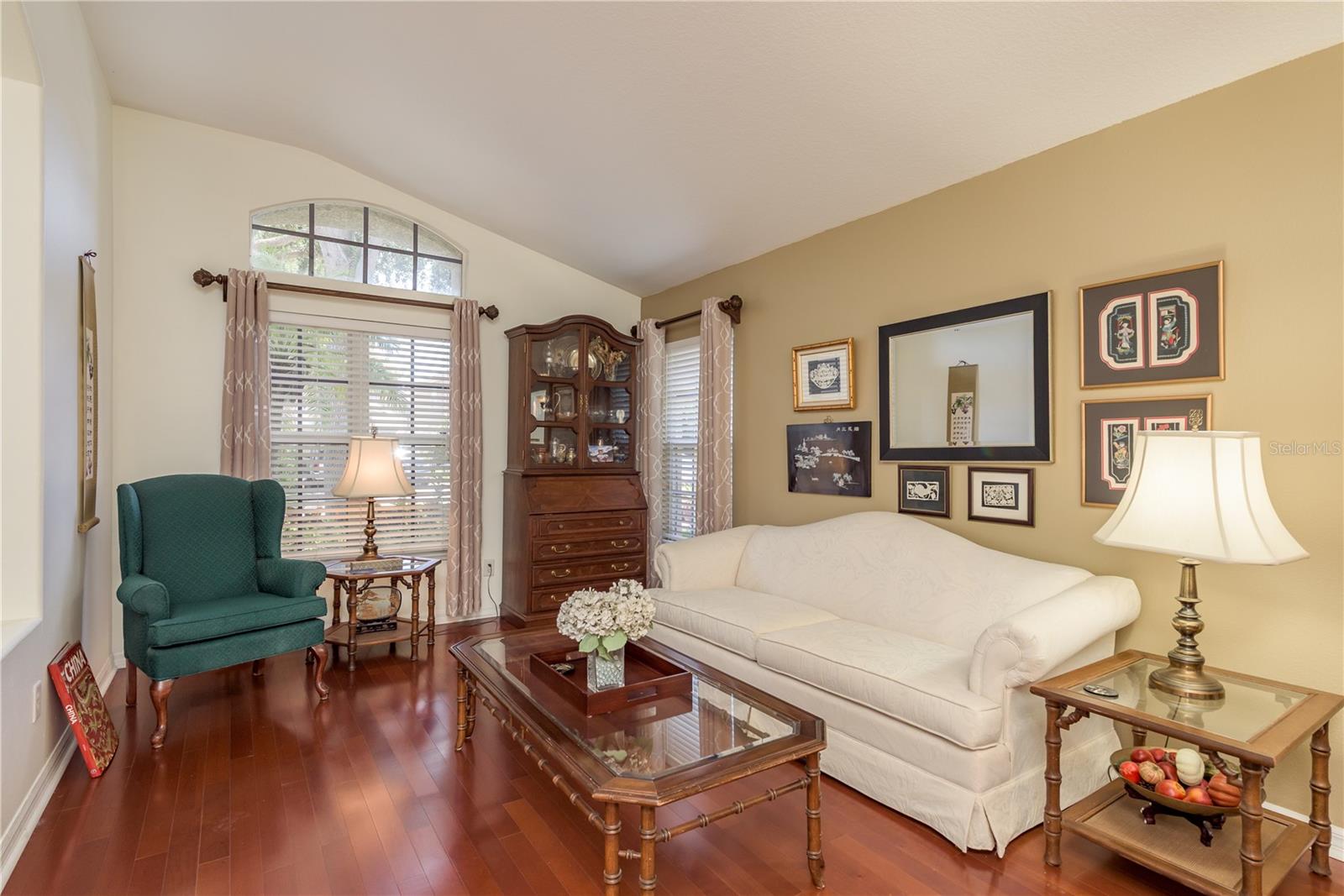 Formal Livingroom