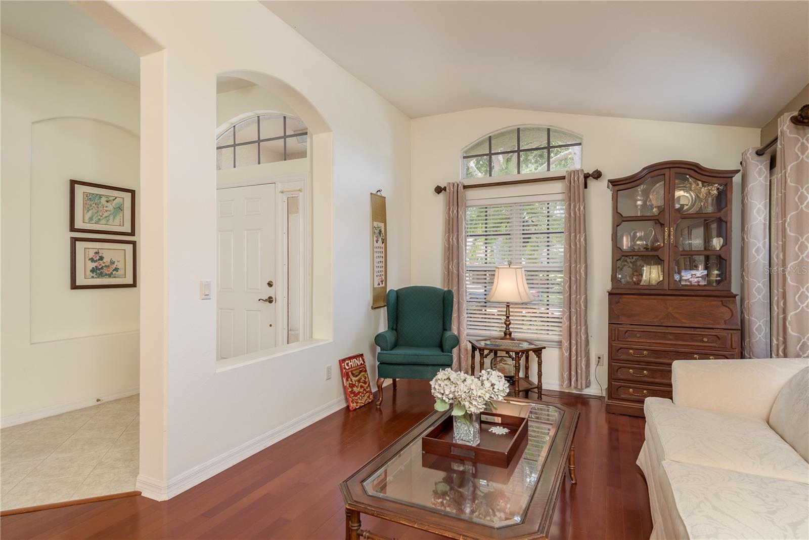 Formal Living/dining r