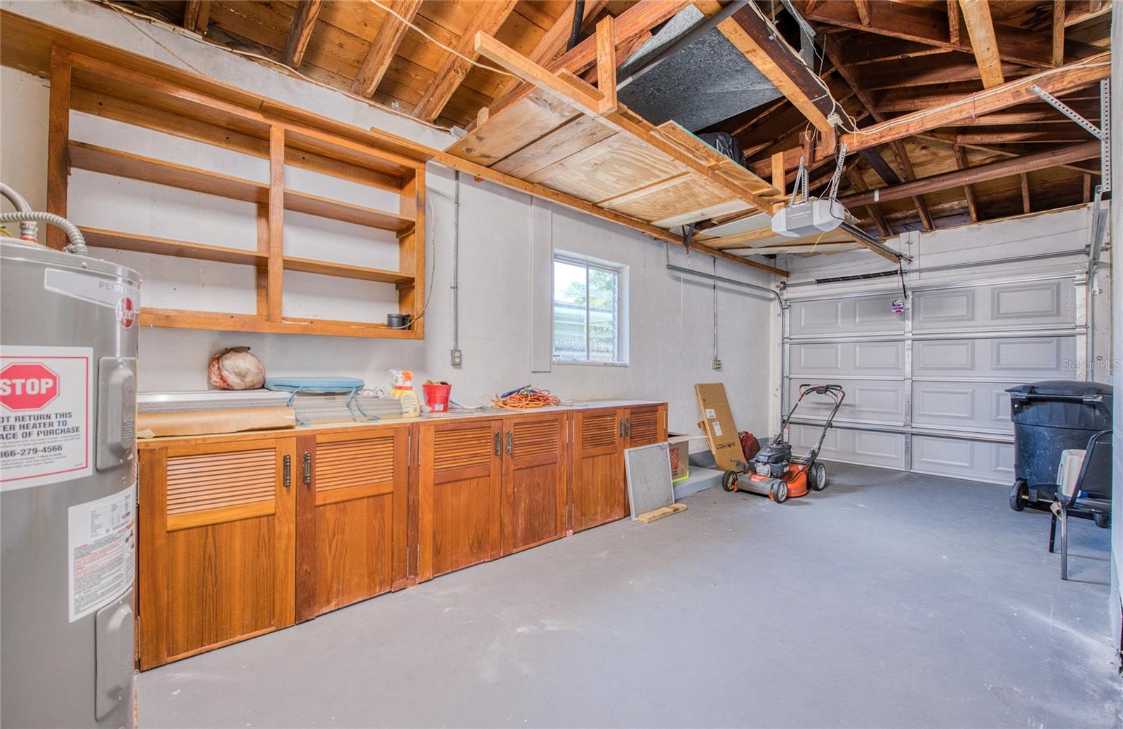 Garage (1)
