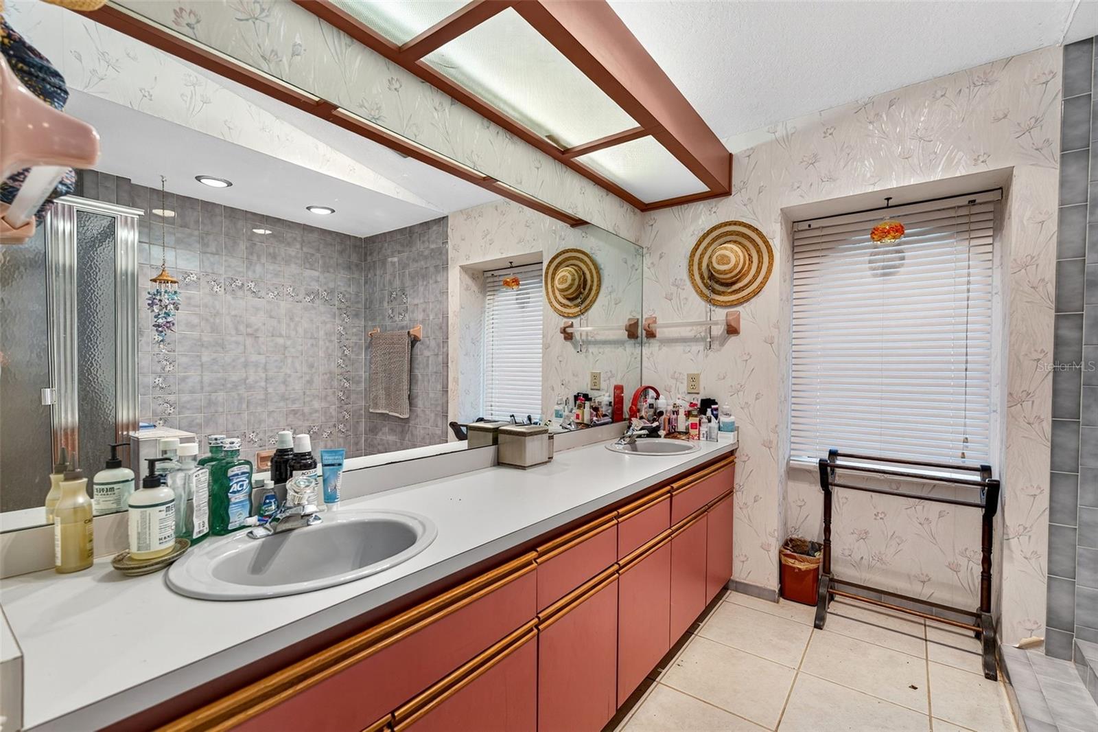 Huge double sink vanity