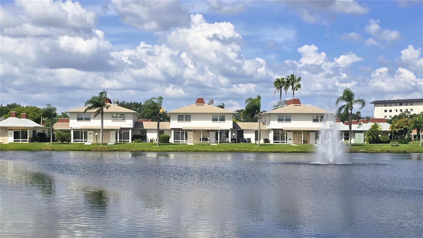 4352 Tahitian Gardens Circle unit M