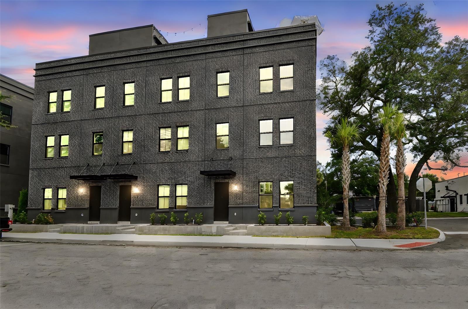 Industrial Chic Exterior