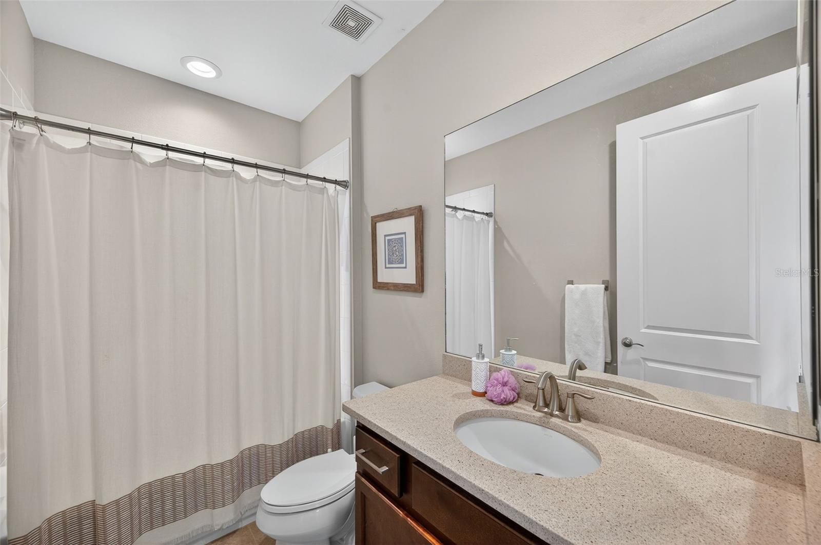 2nd Bathroom