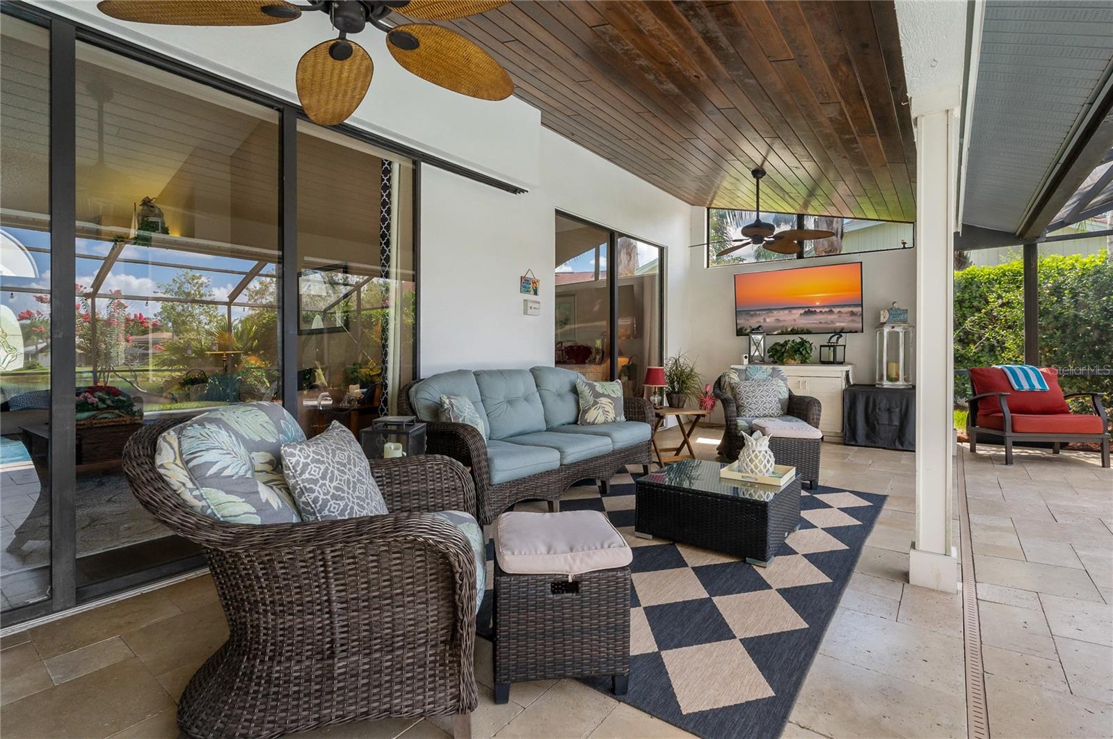 COVERED PATIO SPACE