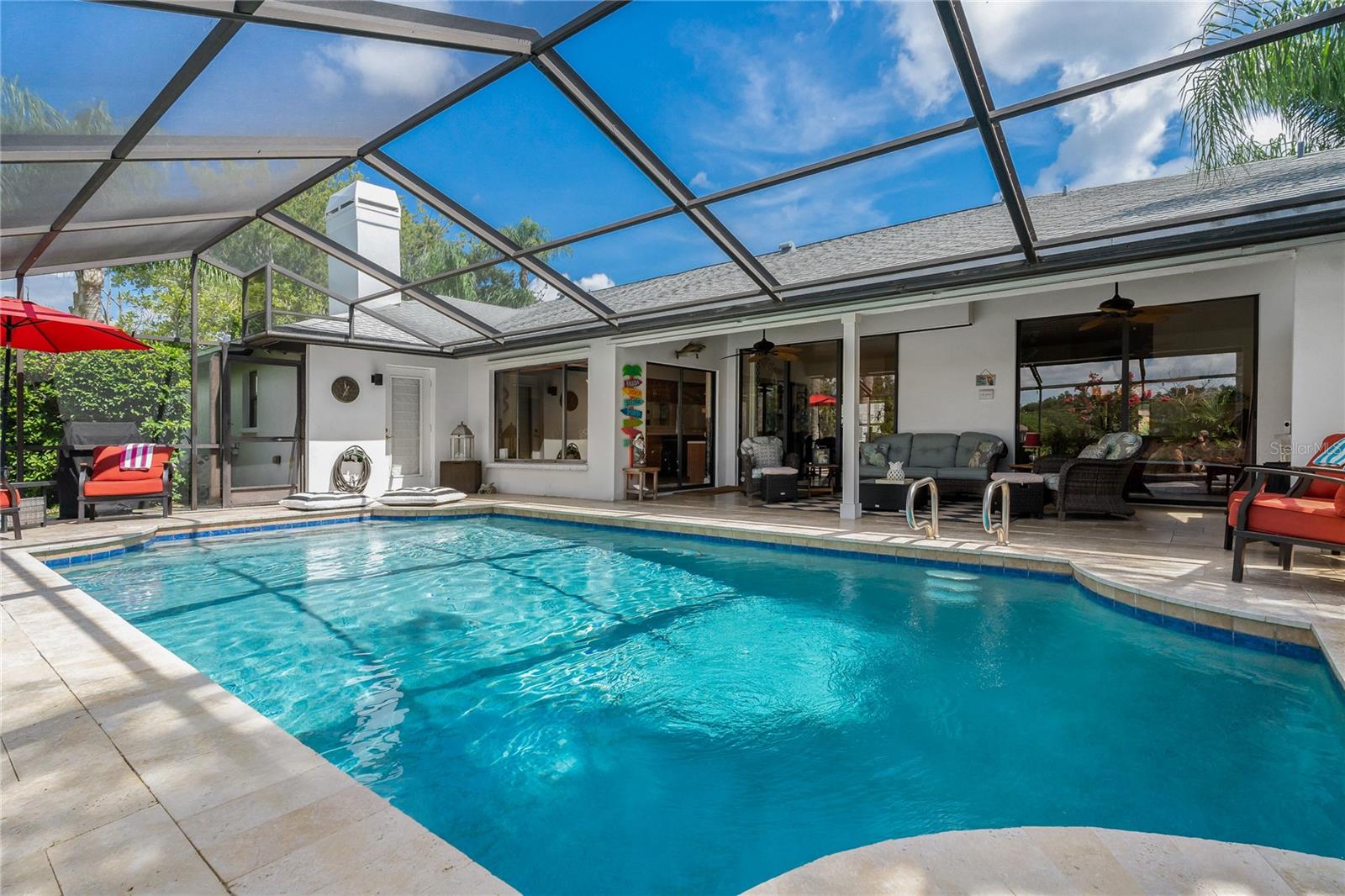 YOU WILL LOVE YOUR BACKYARD RETREAT!