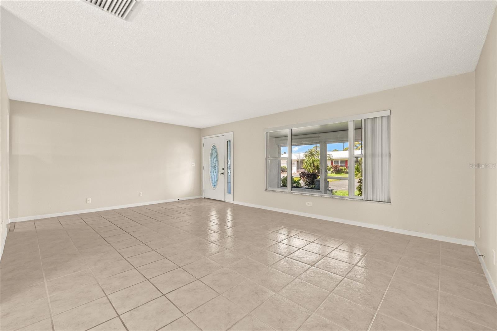 Room without staging.