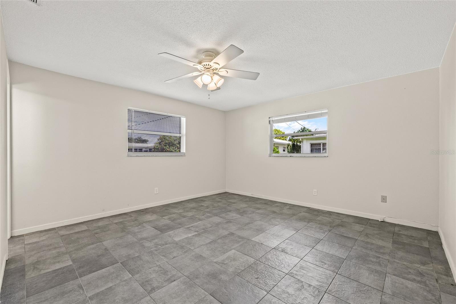 Room without staging.