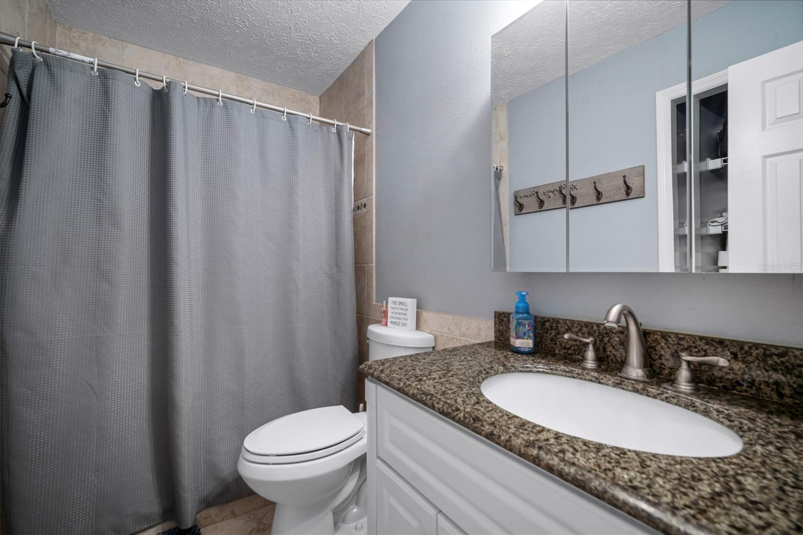 Full Upstairs Bathroom 2
