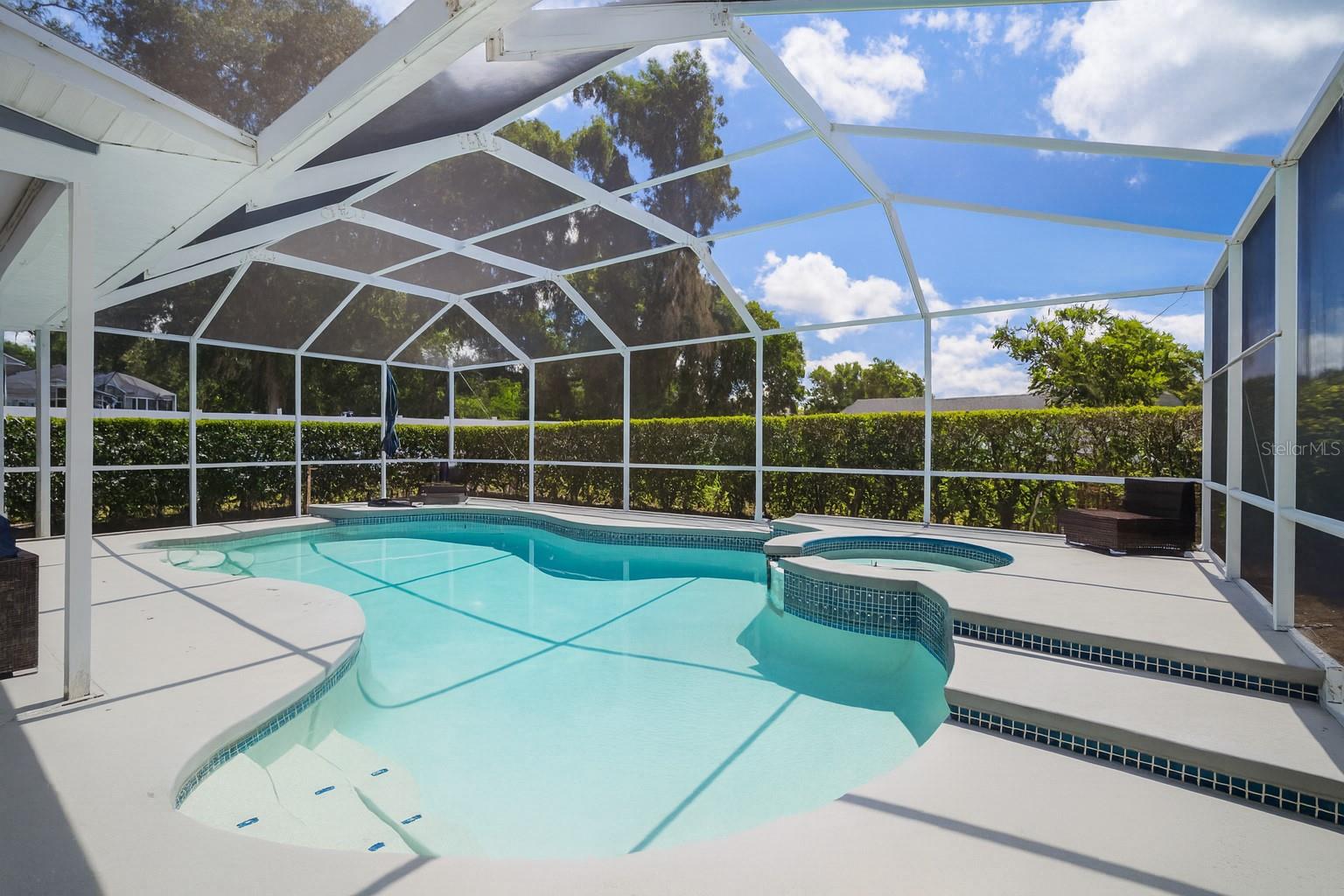 Pool & Spa