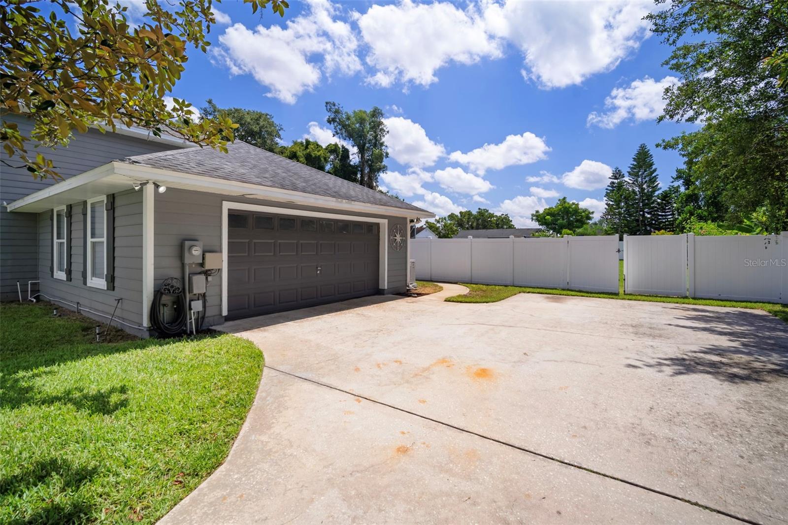 side car driveway and garage