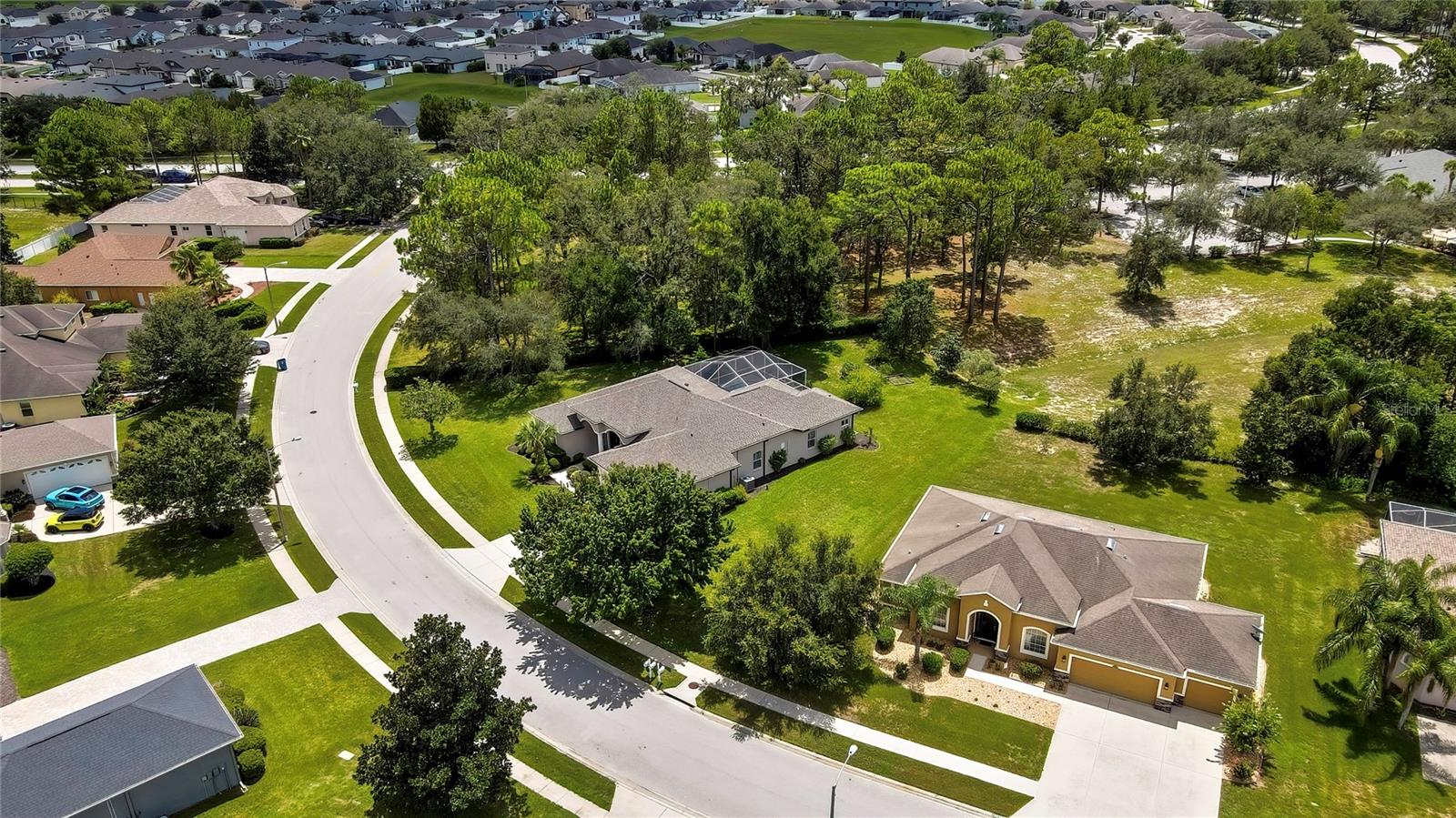 Lovely community in Somerton Place!