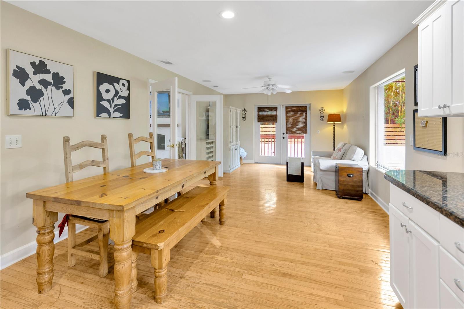 breakfast area between kitchen and den area