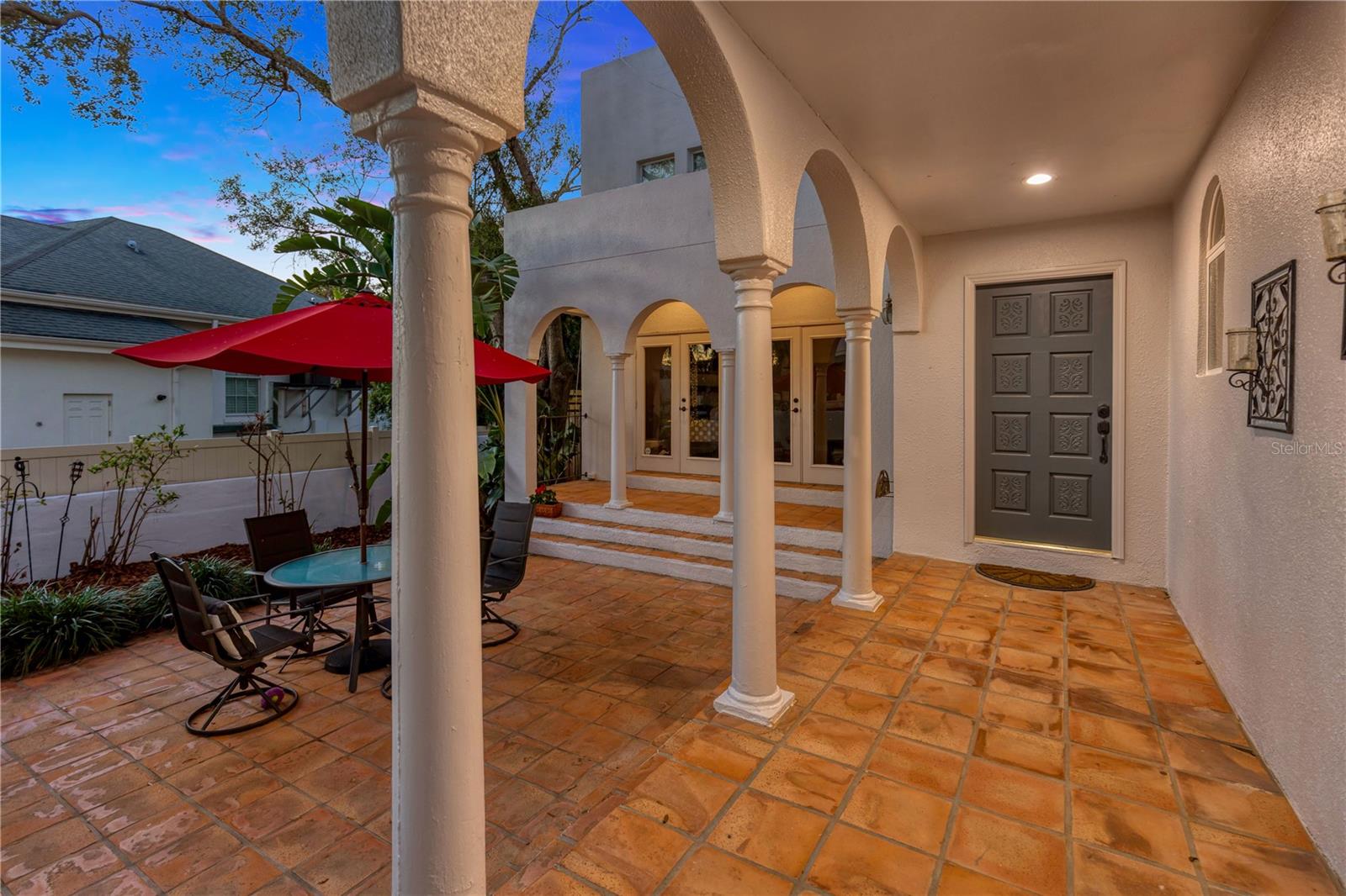entryway past gate