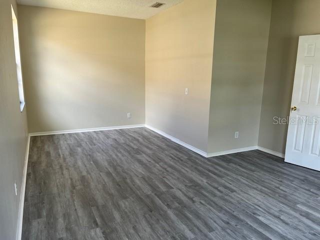 Living( Flex) Room