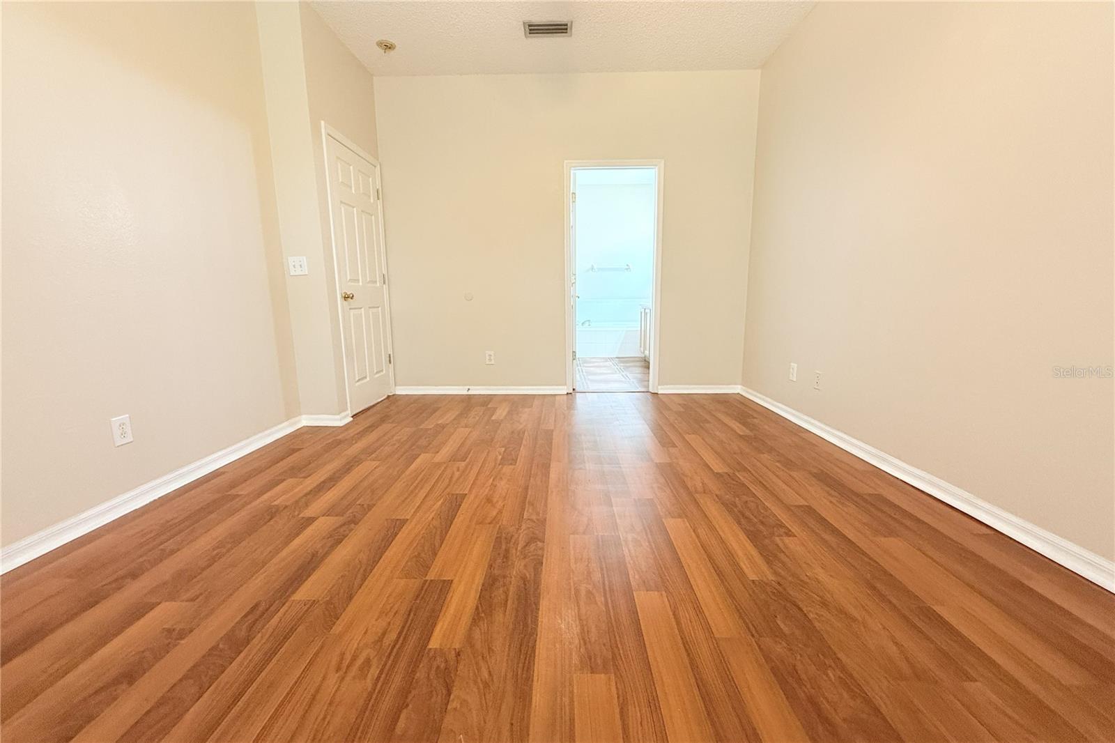 Master Bethroom