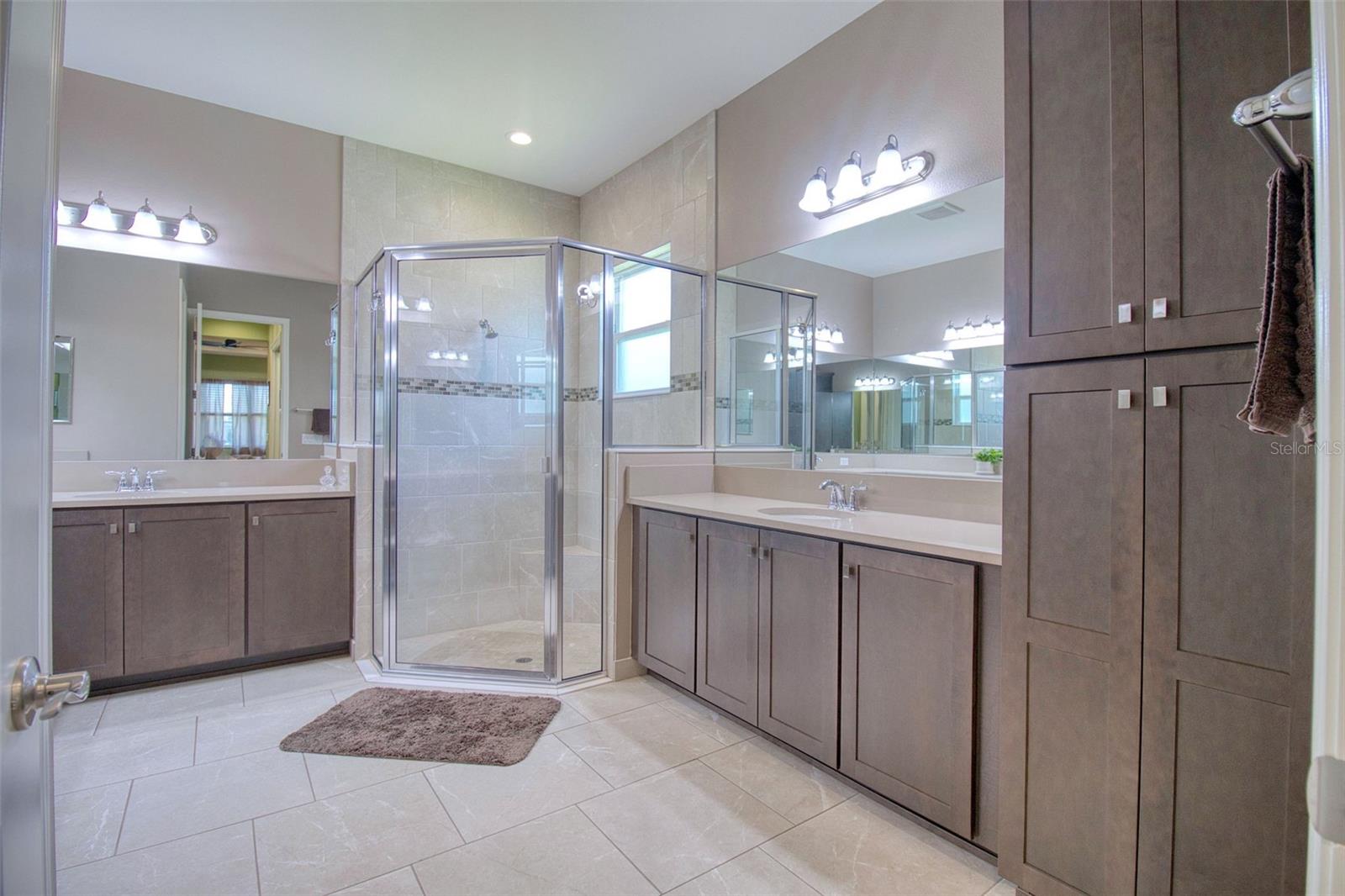 Enormouse EnSuite Bathroom
