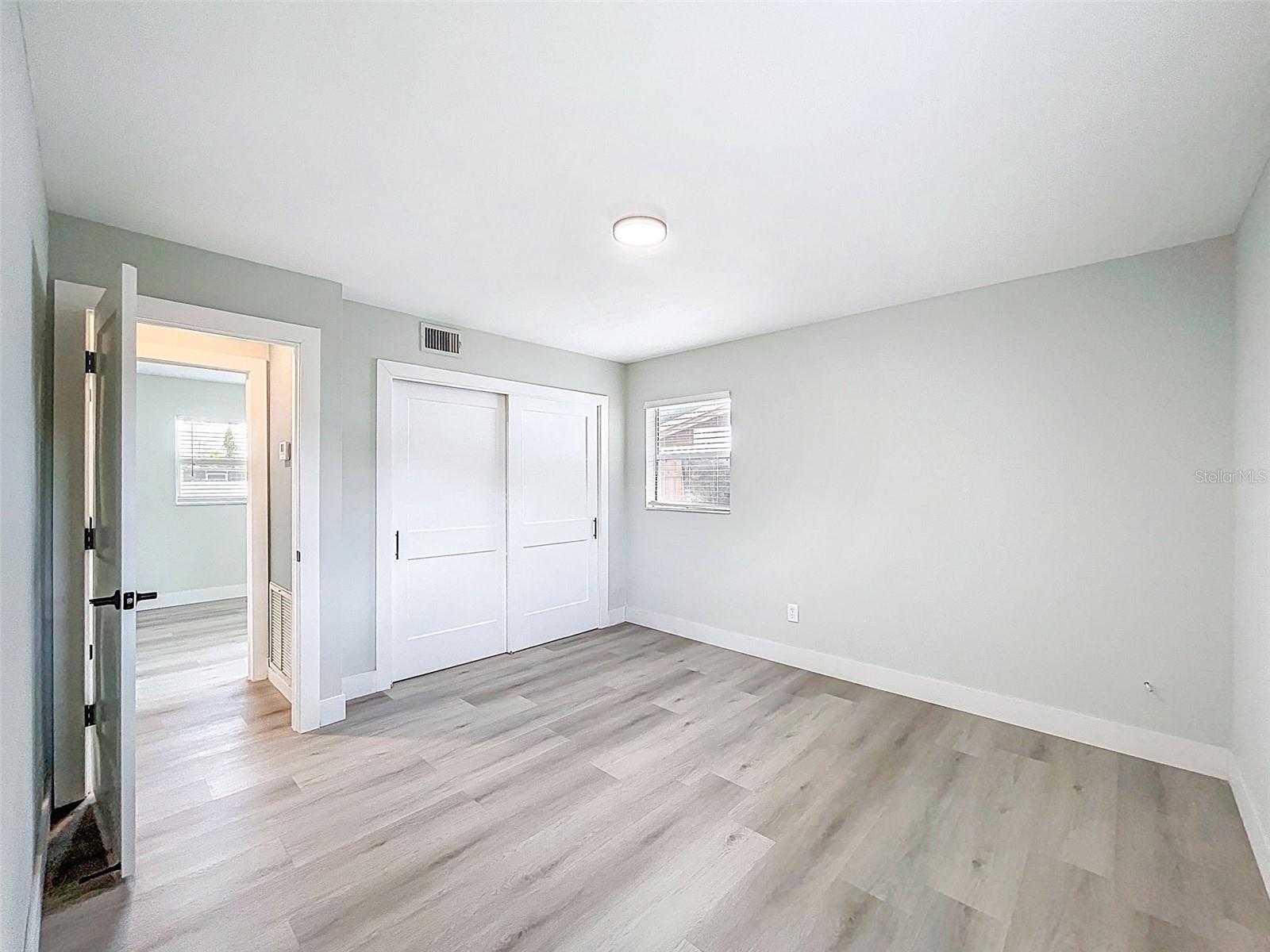 Owners Suite - double door closet