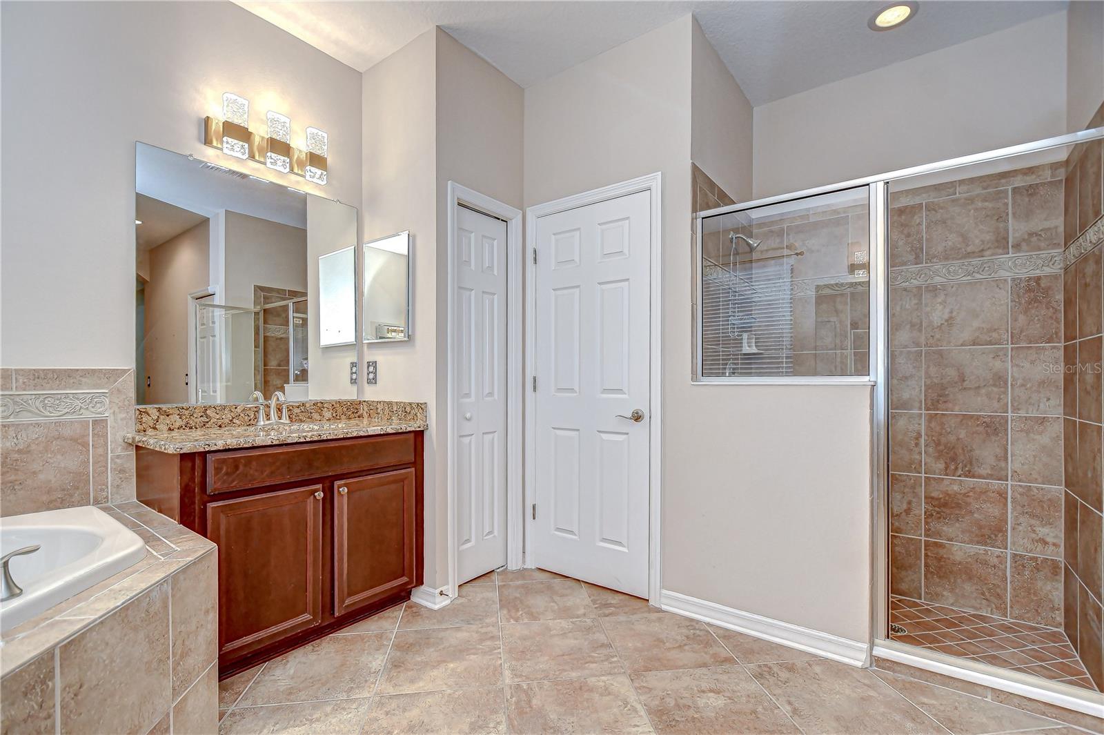 Separate shower and tub!