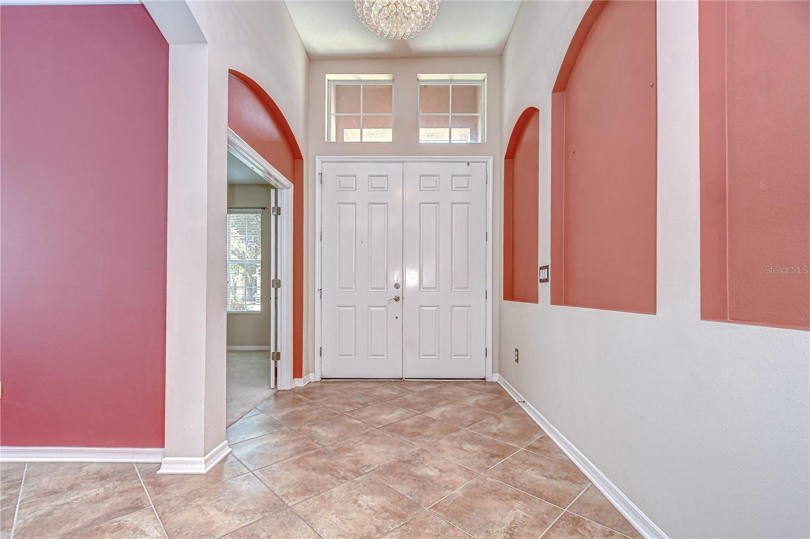 Bright entryway!