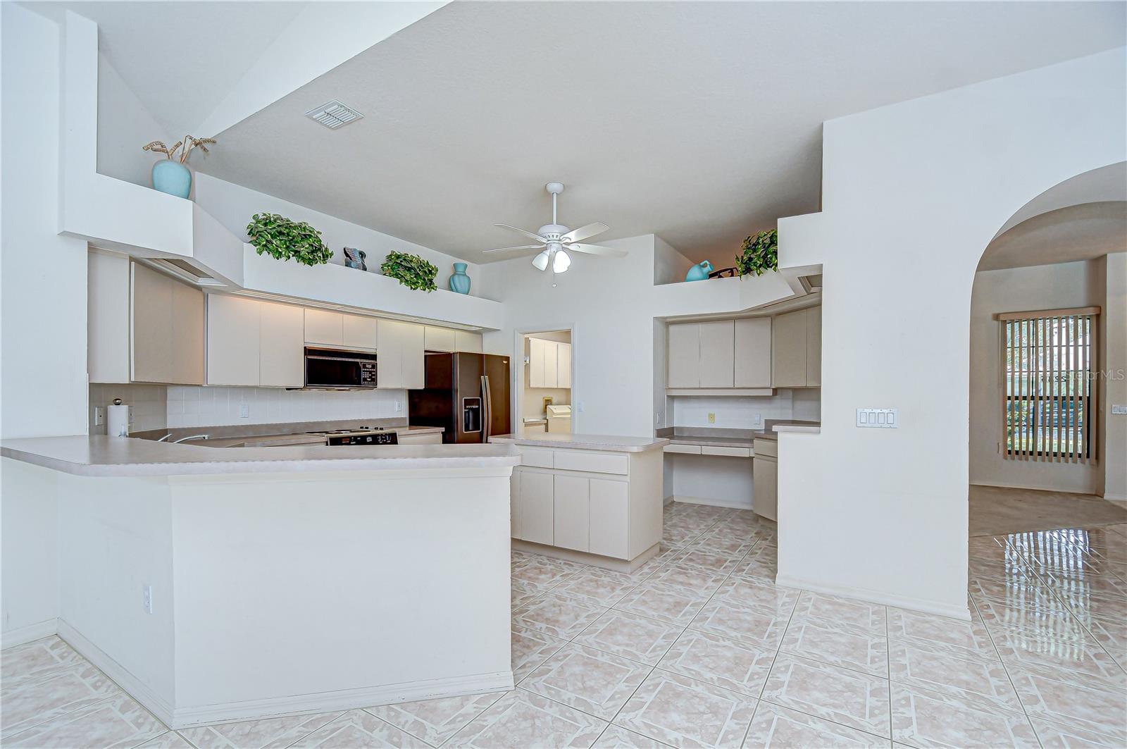 Kitchen with breakfast bar!