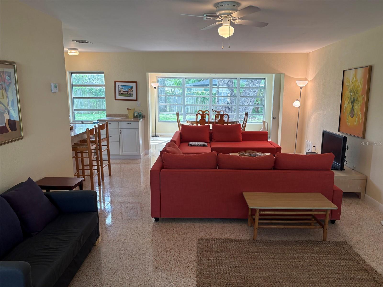 Living room looking toward Florida room.