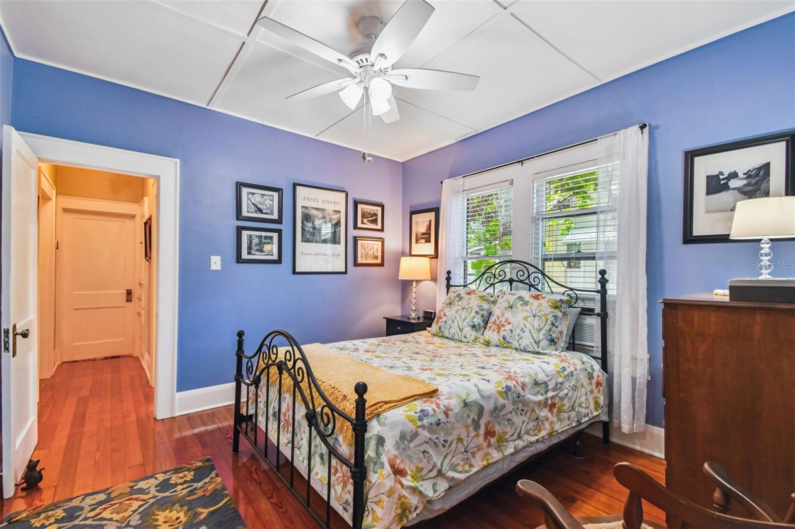 primary/back bedroom