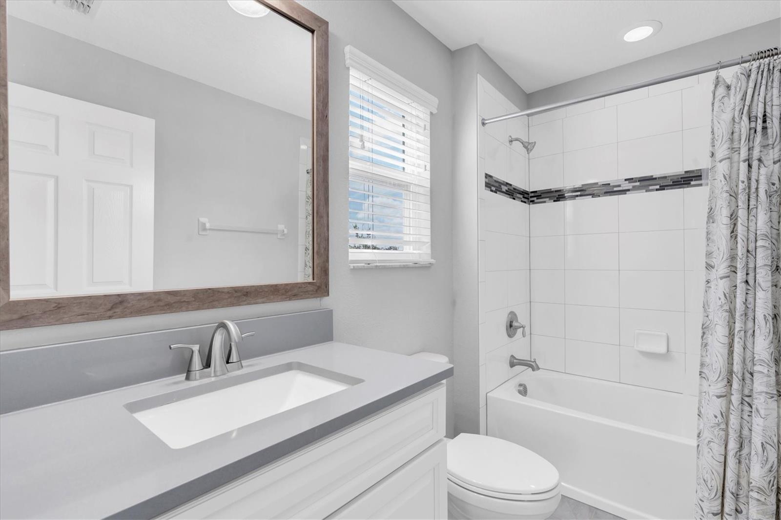 ENSUITE BATH