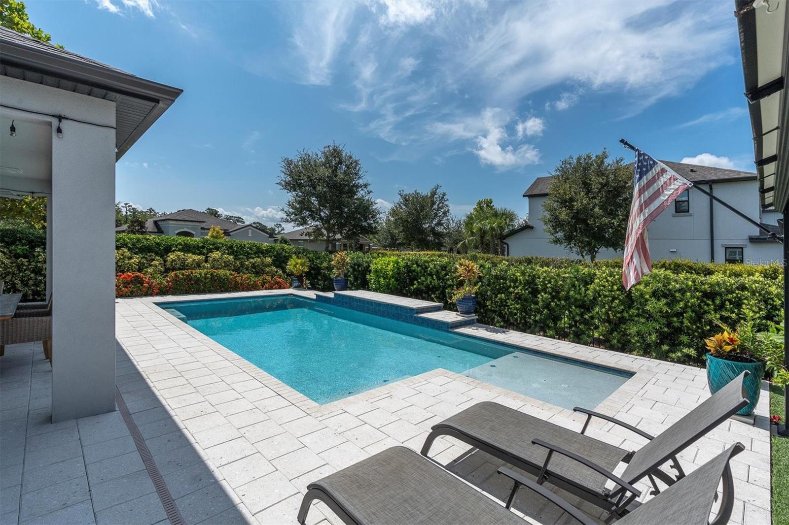 MAKE A SPLASH HERE