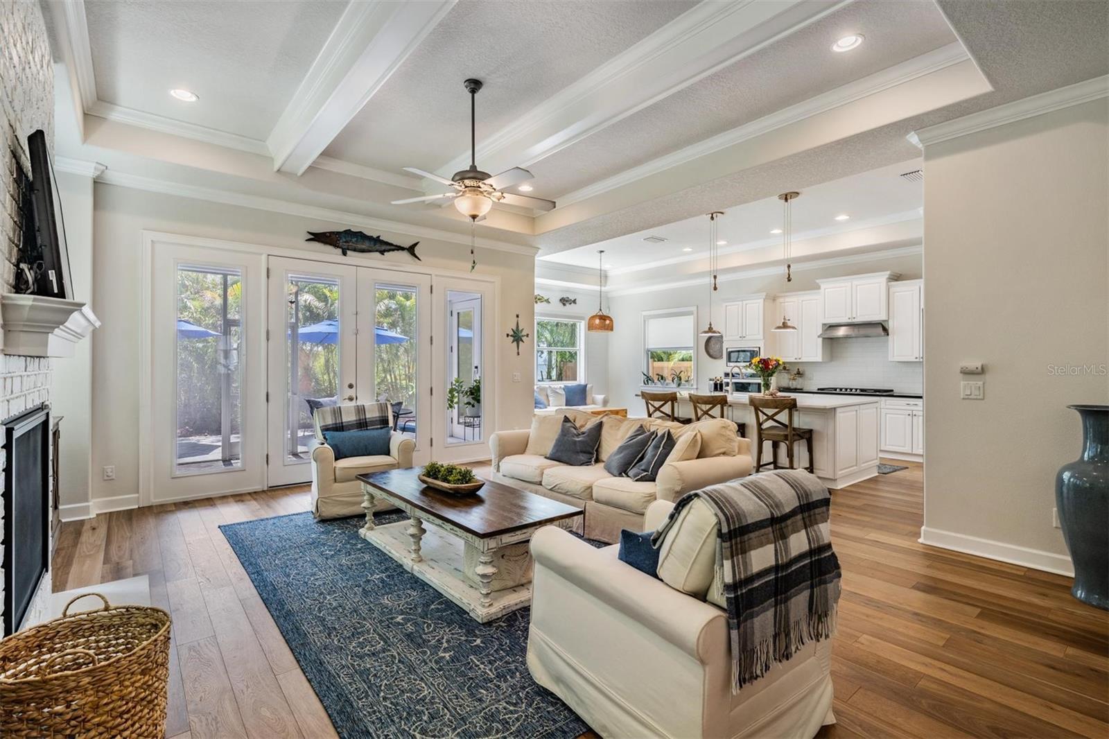 Living Room with Doors to Screened in Lanai