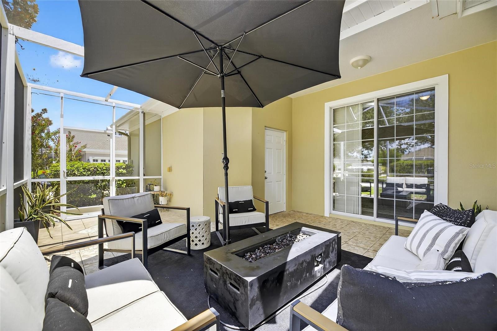 rear screened in patio