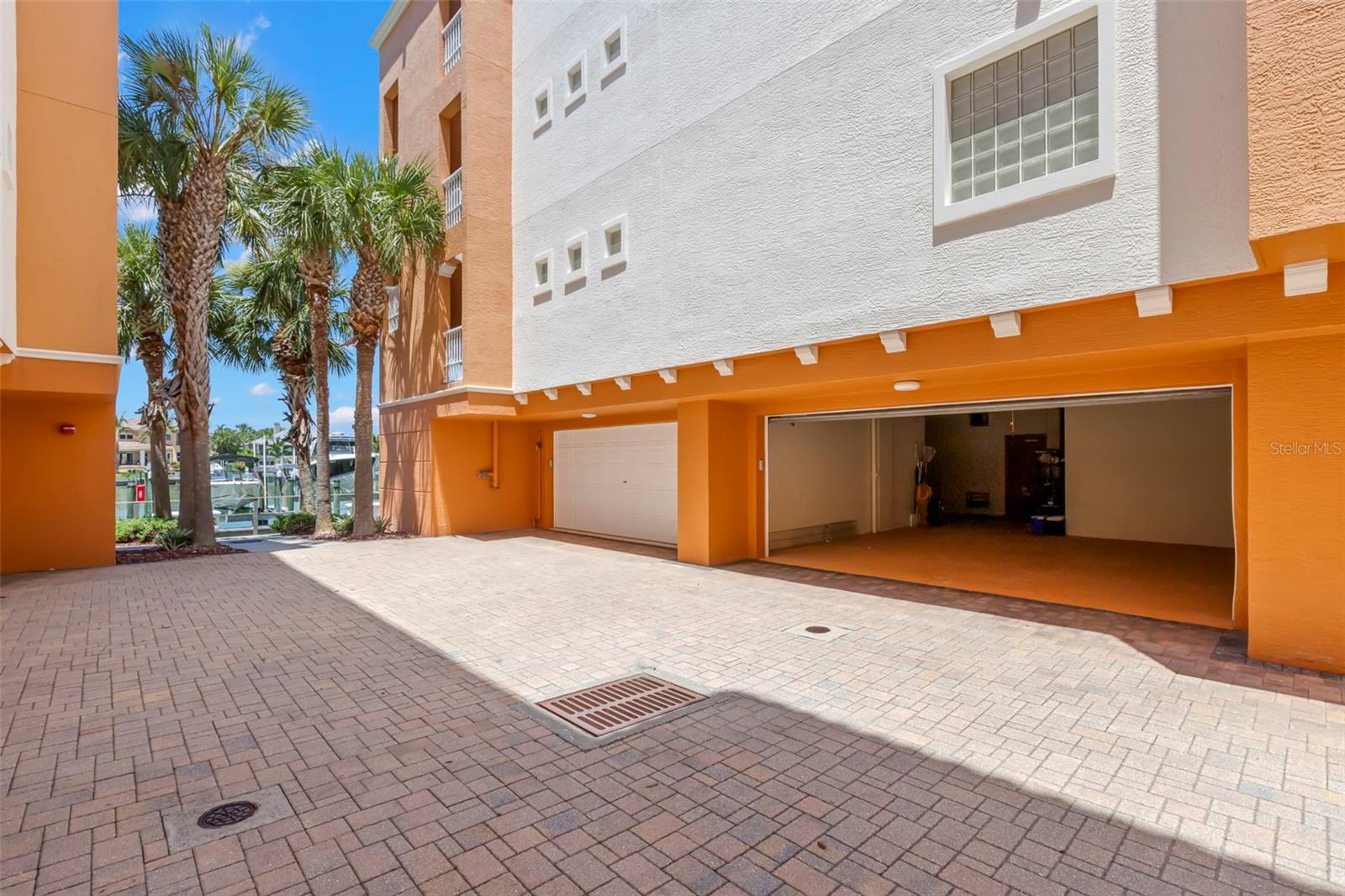2 & 1/2 car garage!