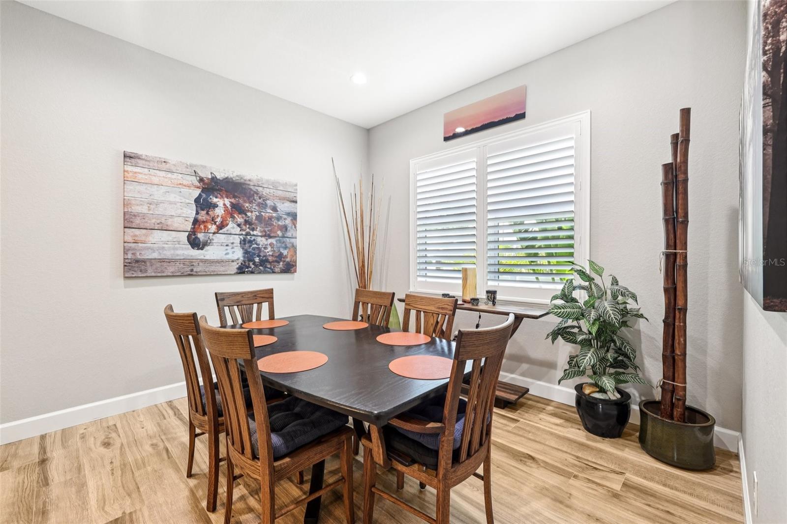 Large dining room!