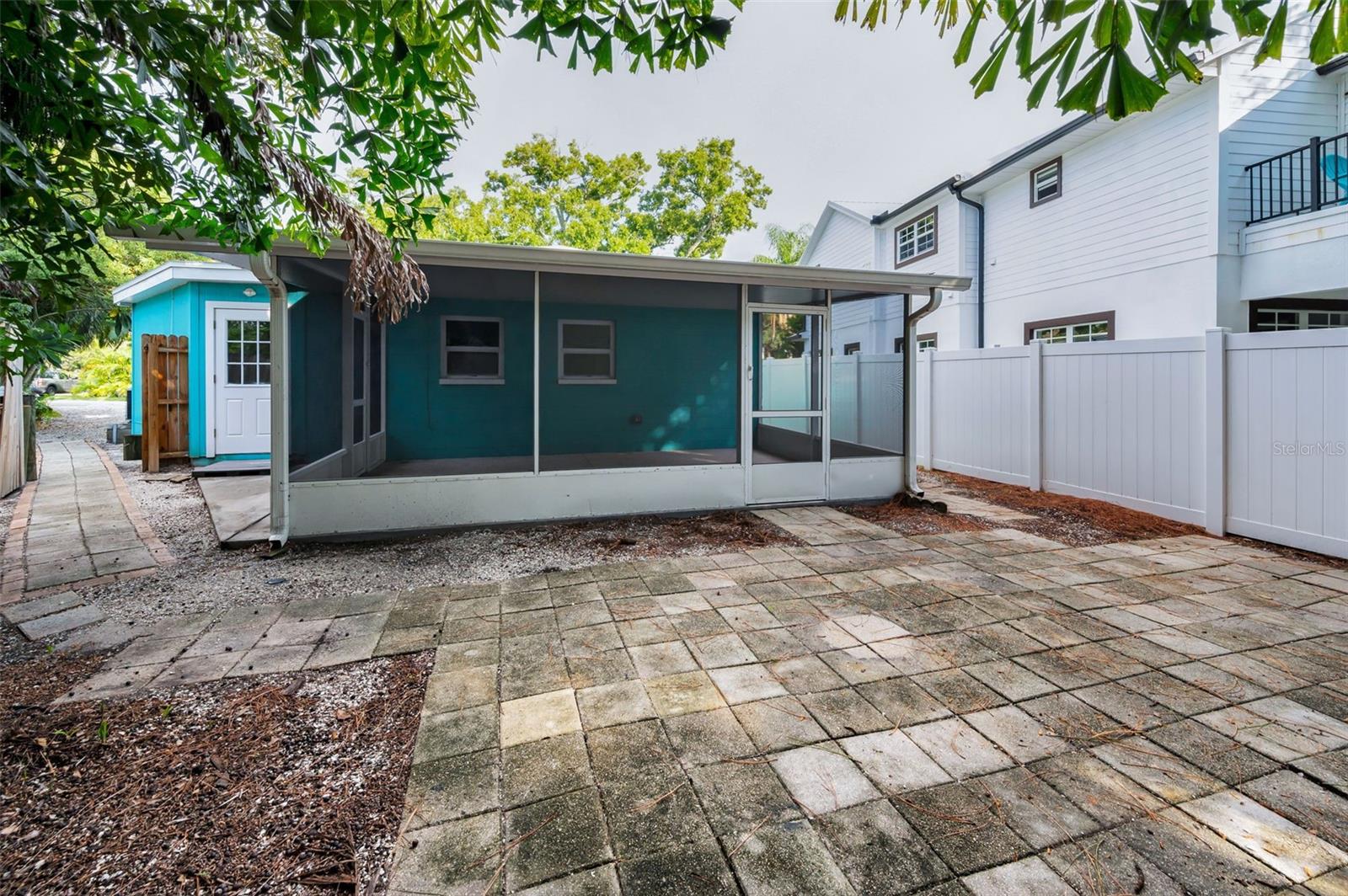 Exterior Rear/ Patio/Backyard