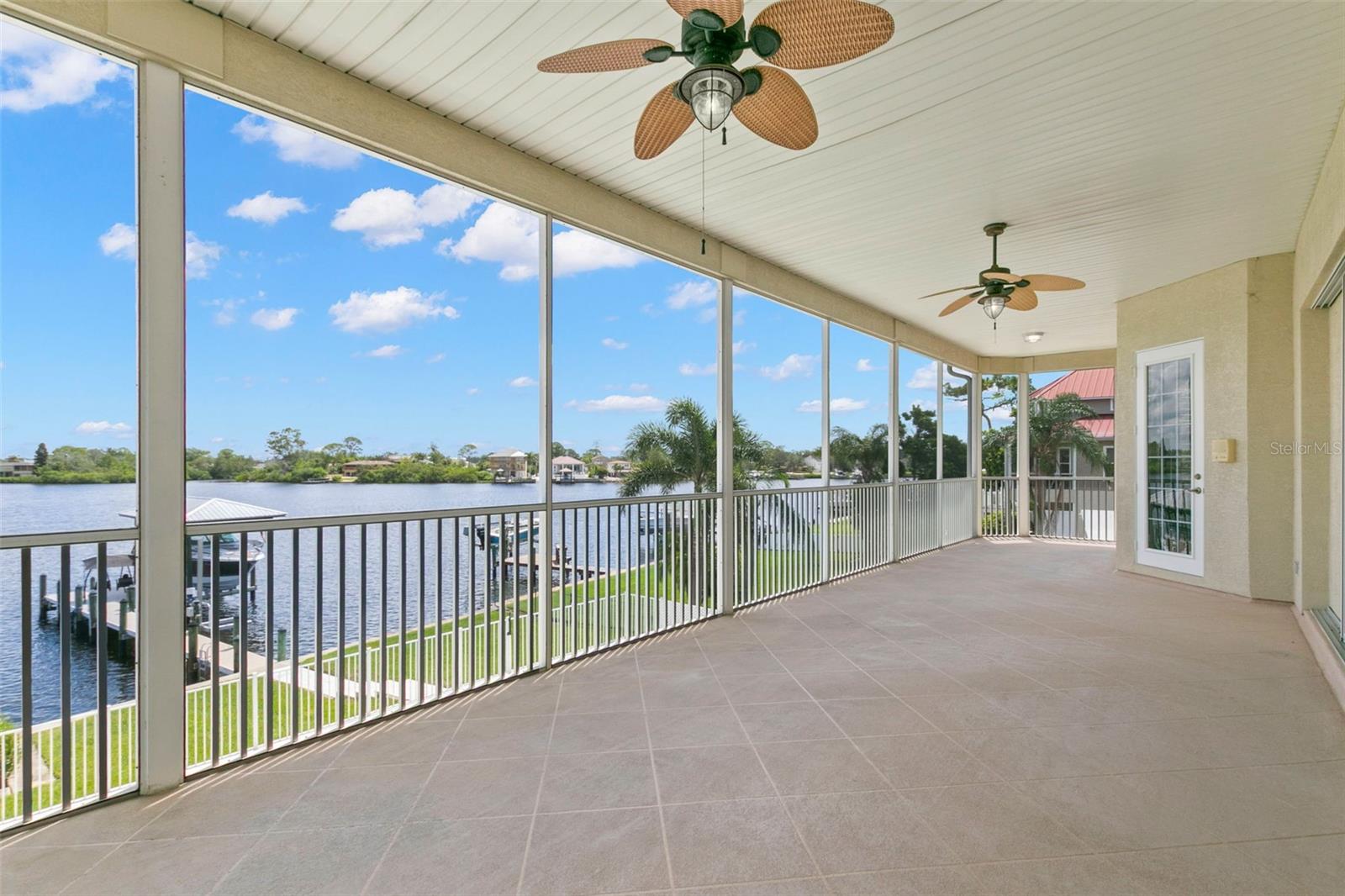 Second floor lanai