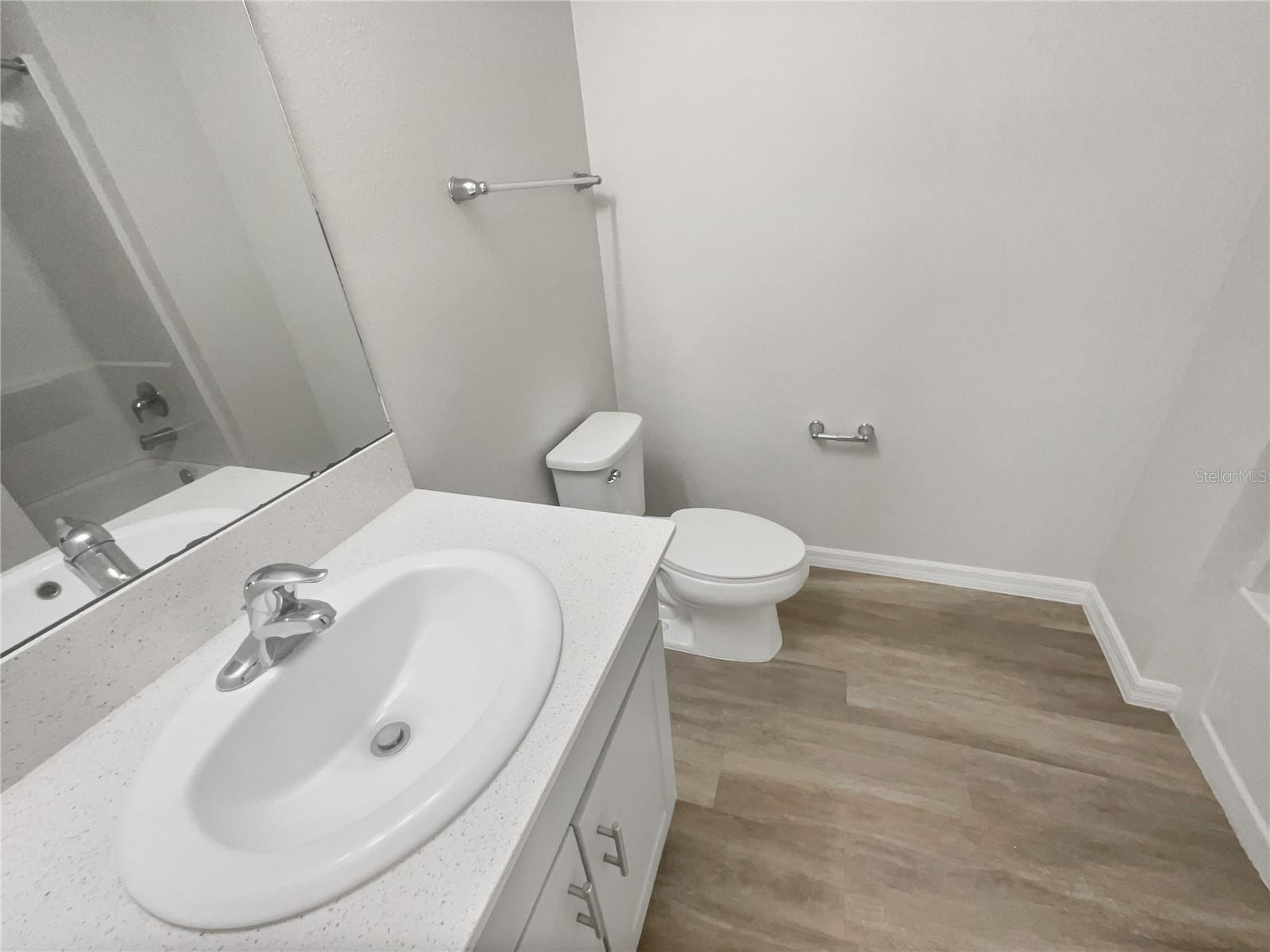 O6335404