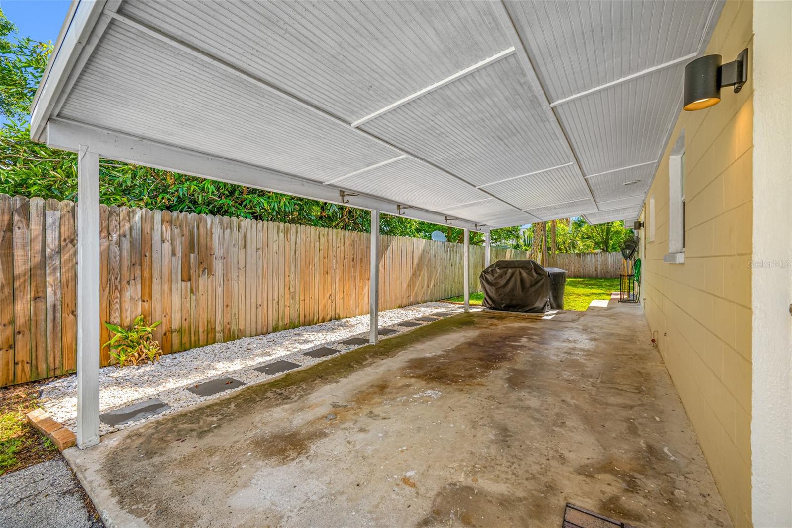 Carport