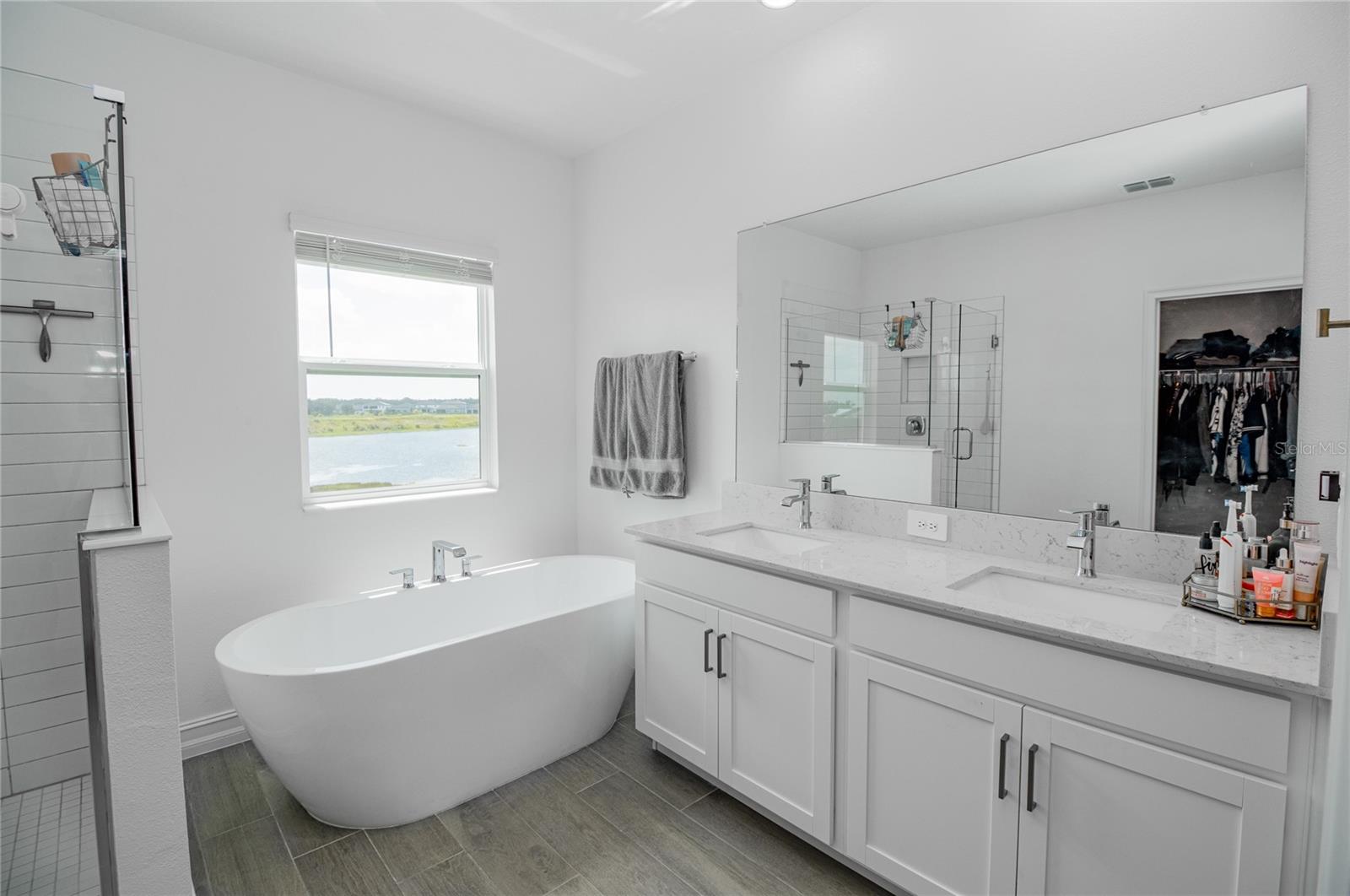 2nd Floor - Primary Bathroom