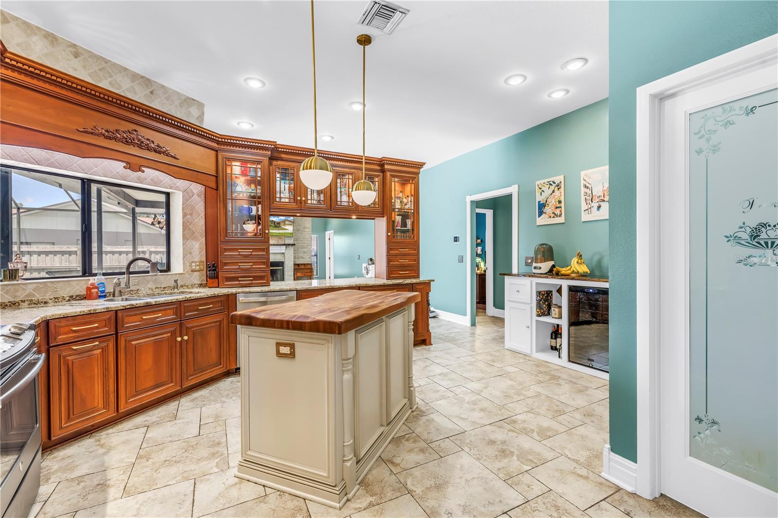 Chef's kitchen