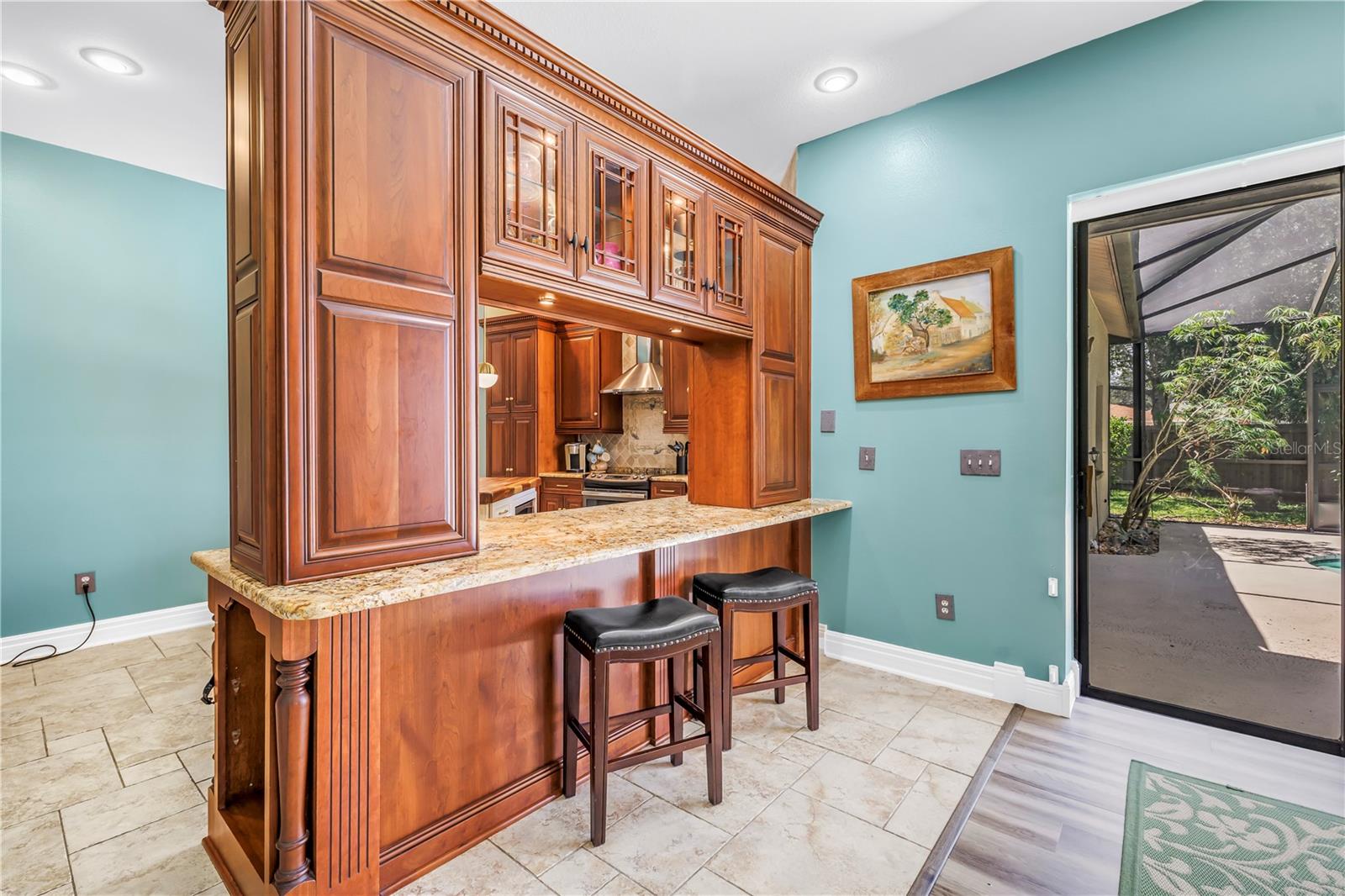 Breakfast bar