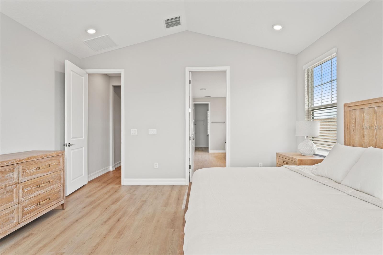Upstairs primary bedroom