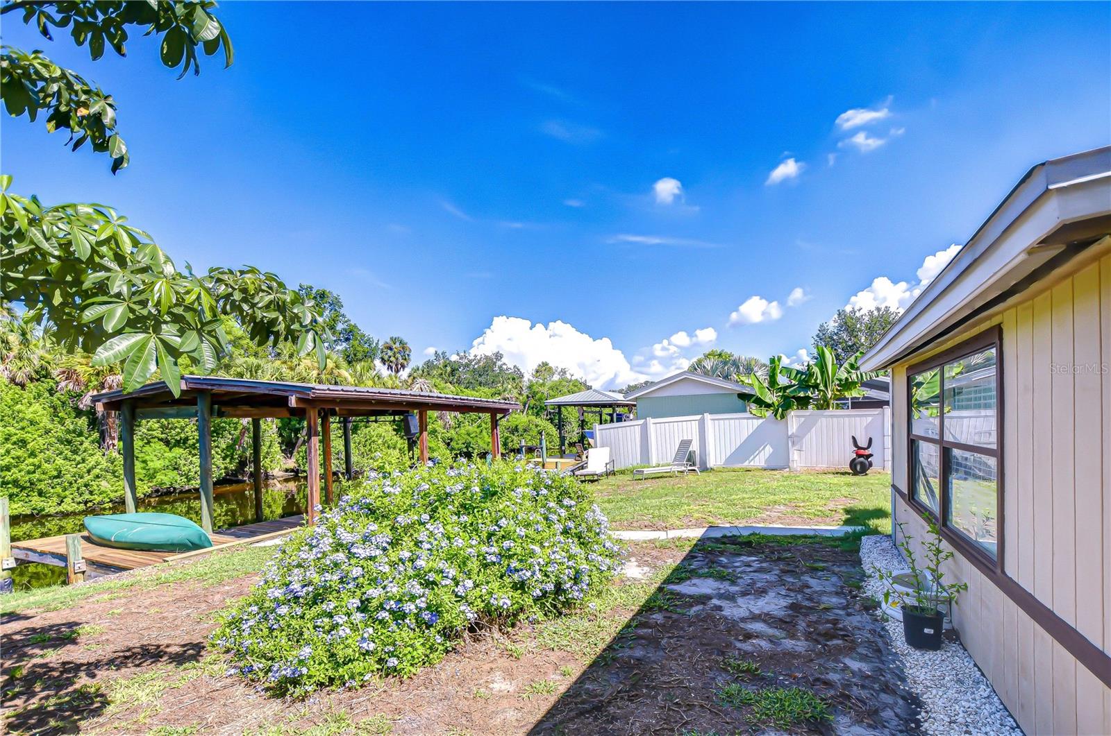 Step Right from Your Backyard onto the Canal!